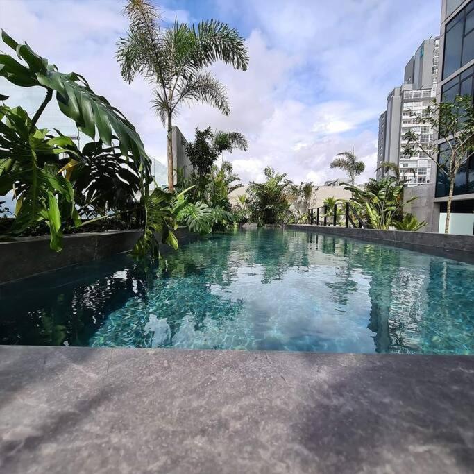 Cosmopolitan Apt 1407, 5 Star Facilities, 15M Sjo Airport, Parking, Pool, Gym San Jose  Ngoại thất bức ảnh