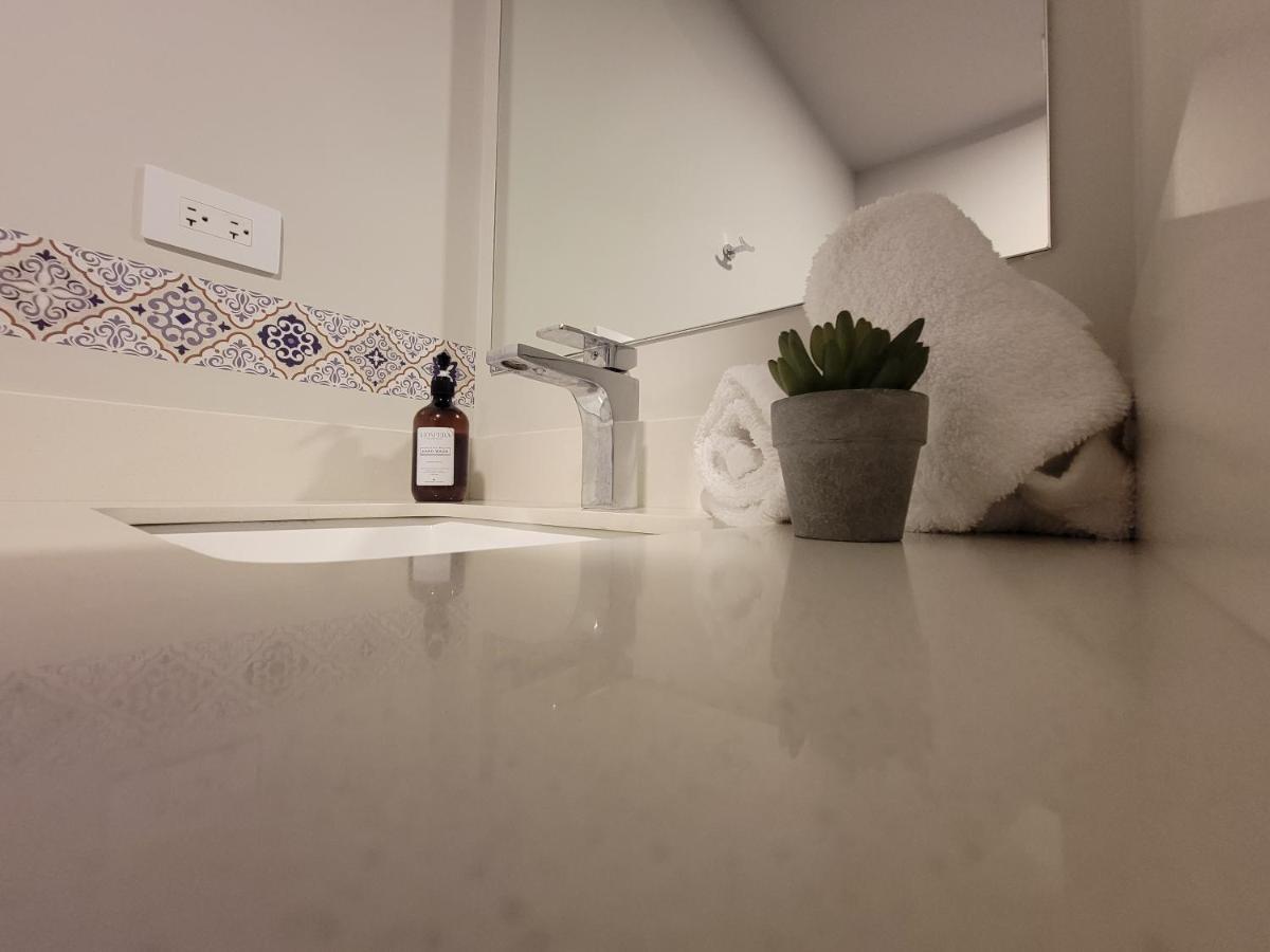 Cosmopolitan Apt 1407, 5 Star Facilities, 15M Sjo Airport, Parking, Pool, Gym San Jose  Ngoại thất bức ảnh