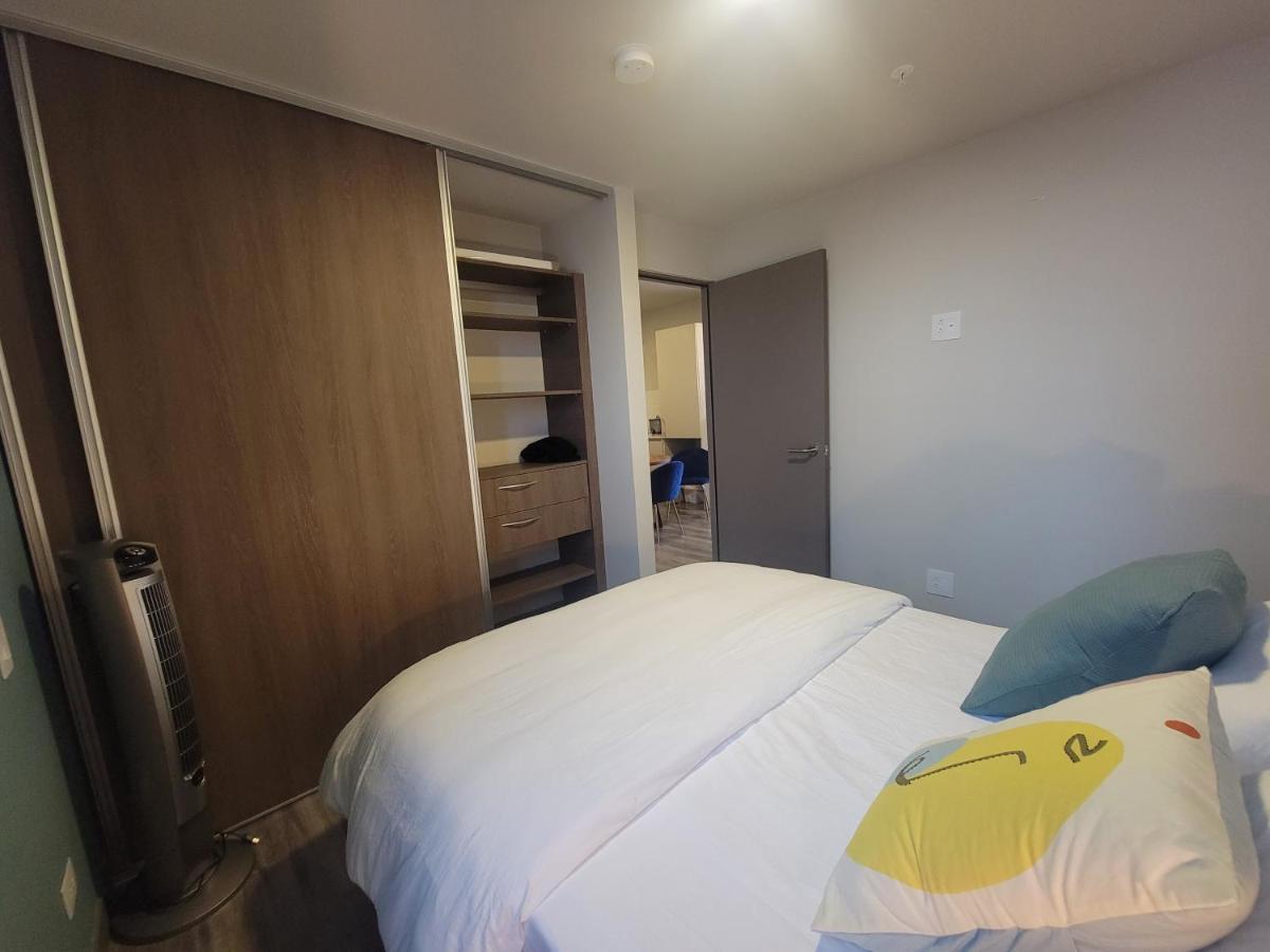 Cosmopolitan Apt 1407, 5 Star Facilities, 15M Sjo Airport, Parking, Pool, Gym San Jose  Ngoại thất bức ảnh